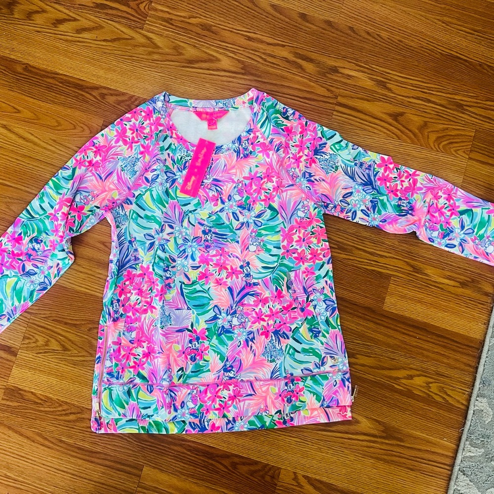 NWT womens small DISNEY Lilly Pulitzer beachcomber